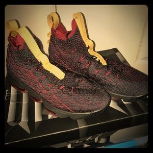 Lebron 15